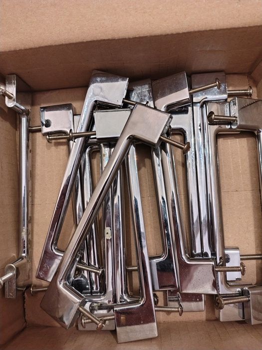 Uchwyty do szafek 128mm