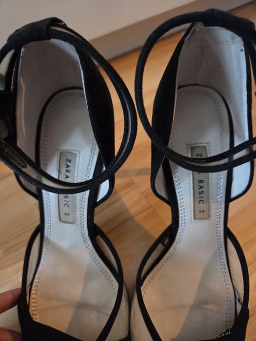 Zara oryginalne piękne szpilki 40