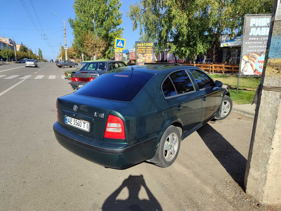 Октавія тур 2.0 газ/бензин