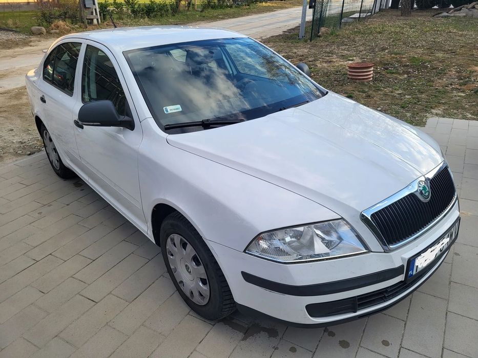 Skoda Octavia 173.000 przebiegu. Komplet opon (zima,lato)