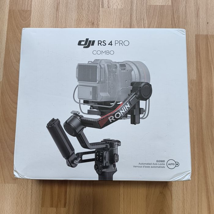 Стабілізатор для камери DJI RS 4 Pro Combo