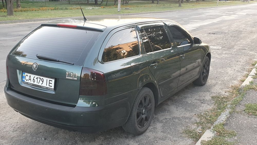 Продається Skoda Octavia 1.6mpi