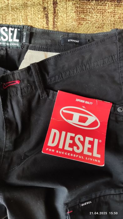 Джинсы diesel   .