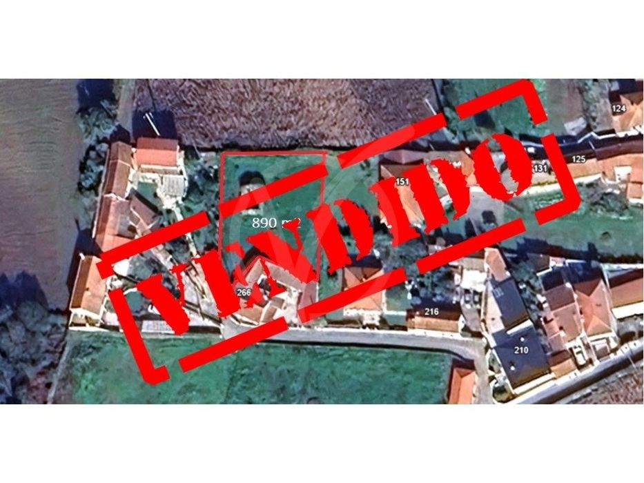 Residential Plot in Barqueiros, Barcelos.