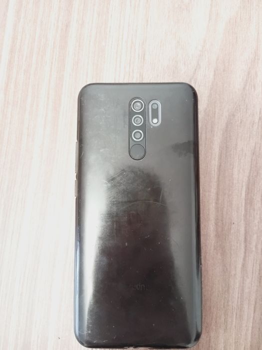 2 телефони 2260грн