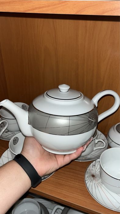 Vendo conjunto completo de Porcelana nunca usado