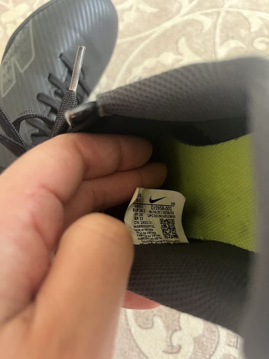 Chuteiras Nike 38,5