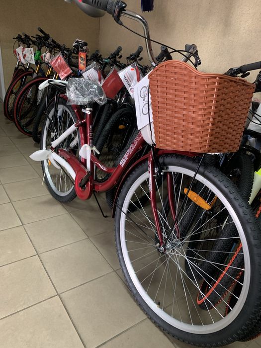 Велосипед   дамский с корзиной