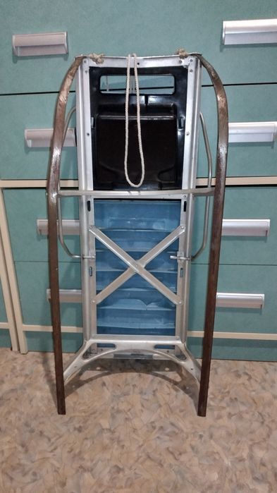 Санки со спинкой