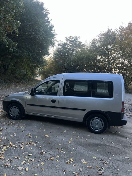 продаж авто, Opel combo