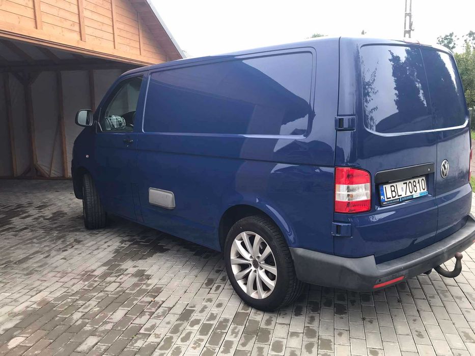 Wypożyczalnia/wynajem autolaweta busy dostawcze 9-osobowe