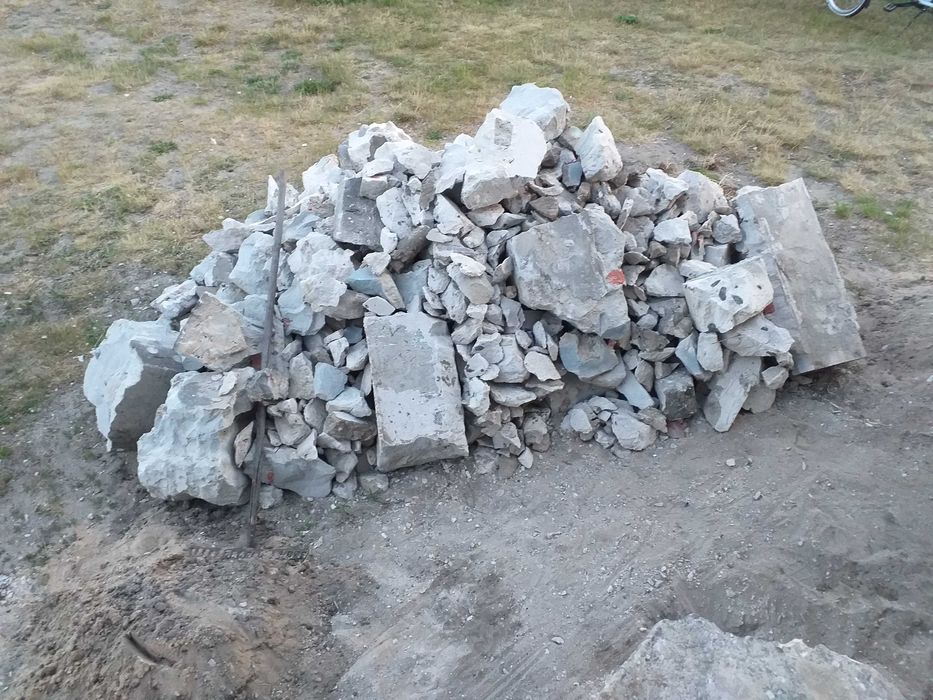 Oddam gruz okolice Bełchatowa