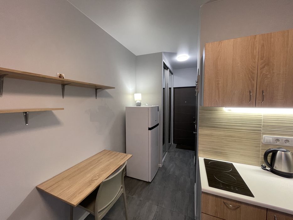 Оренда смарт квартири, метро Харківська, Ревуцького 40Б Лебединий