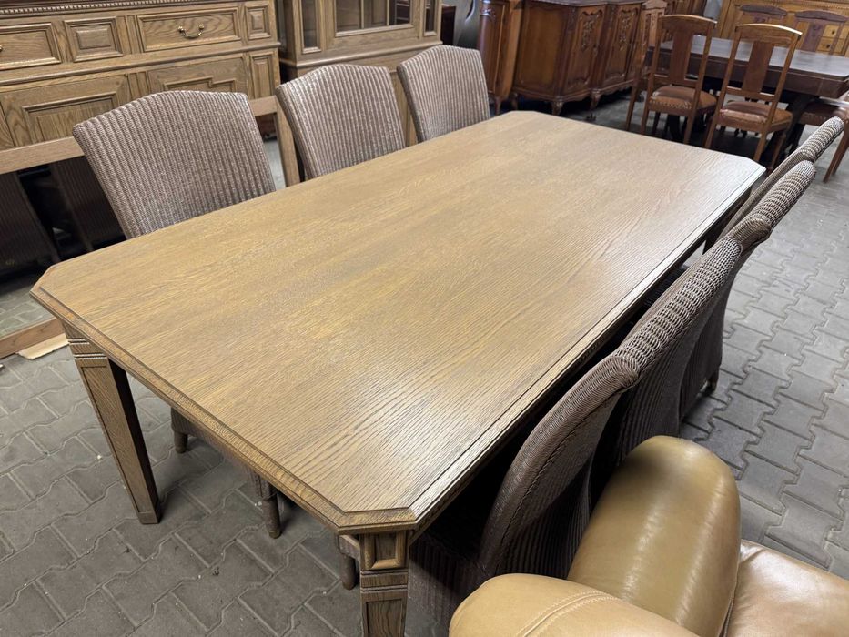 Jadalnia w stylu Hampton zestaw mebli do salonu komoda witryna dąb