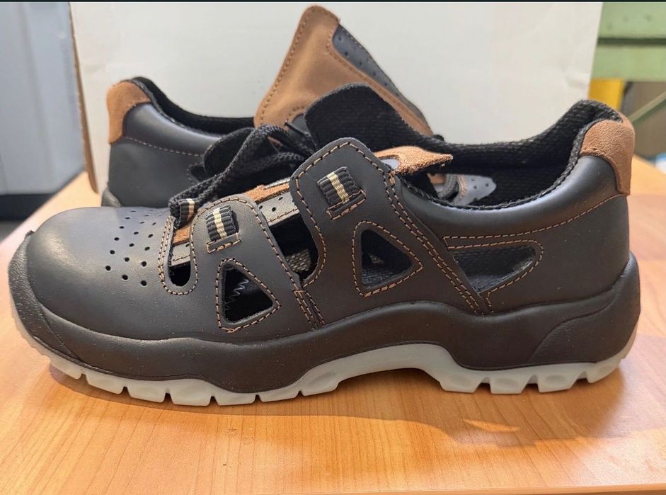 Buty męskie robocze roz. 43