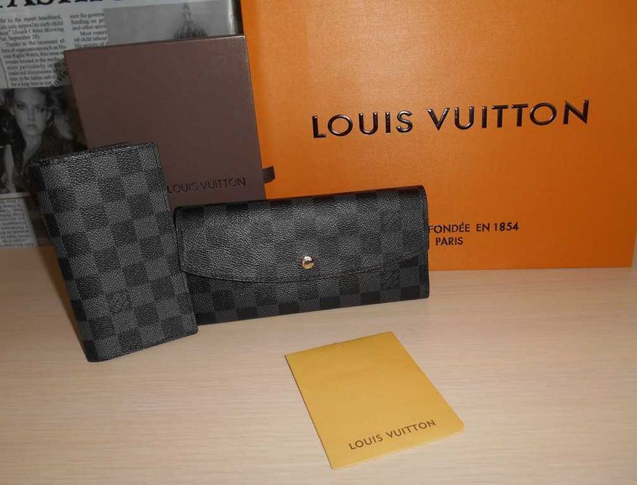 PORTFEL MĘSKI Louis Vuitton, skóra, Francja
