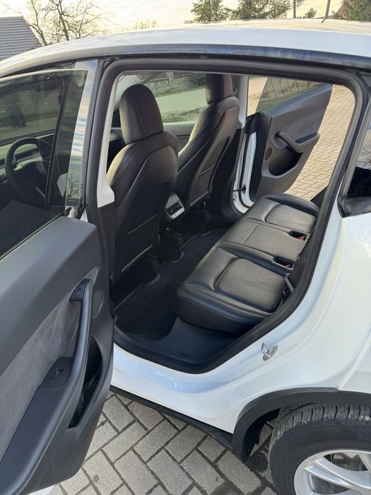 Tesla Model Y Long Range Dual Motor 82 кВт 2021