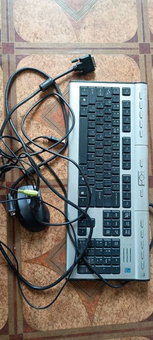 Dwurdzeniowy komputer stacjonarny retro PC+ zestaw