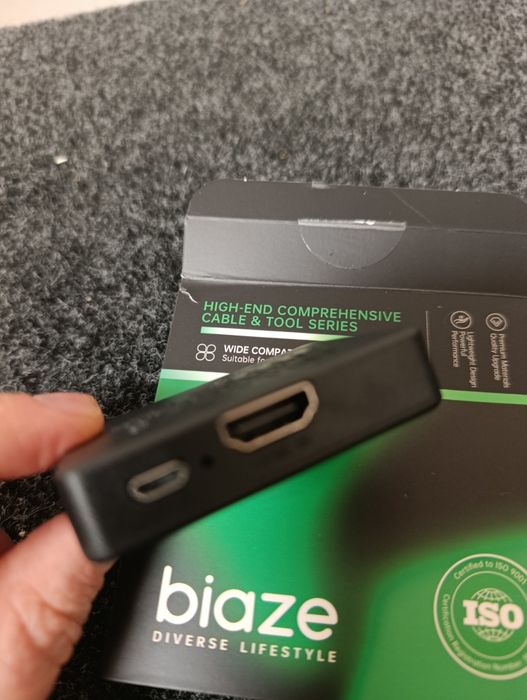 Splitter HDMI 1x2 Biaze – Rozdzielacz Sygnału Full HD / 4K + Kabel USB