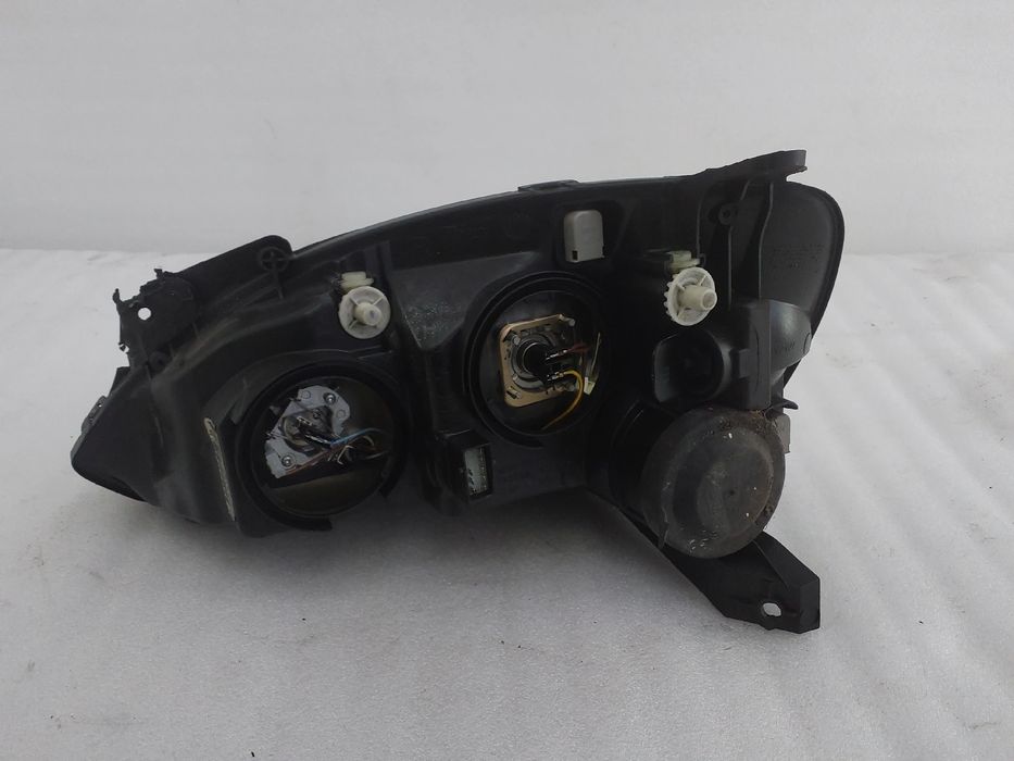 Ótica / farol direita OPEL Corsa C Van