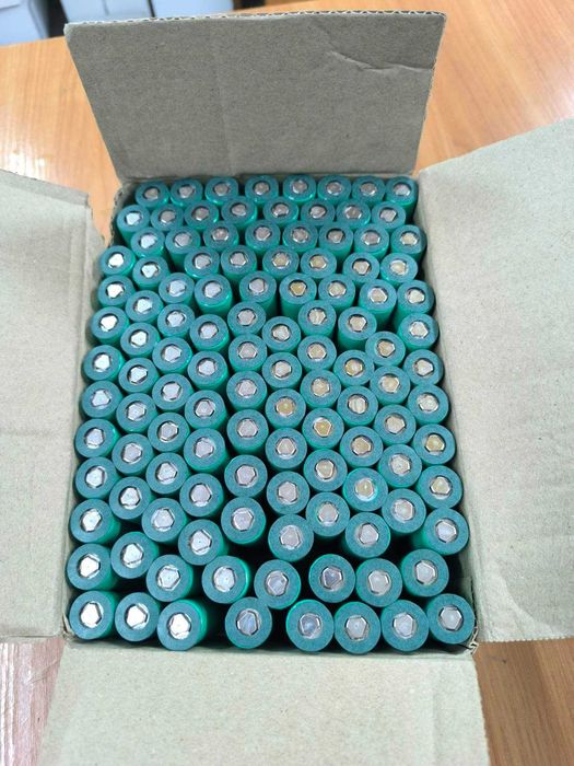 Аккумулятори 18650 Tesla Plaid (2024 року)