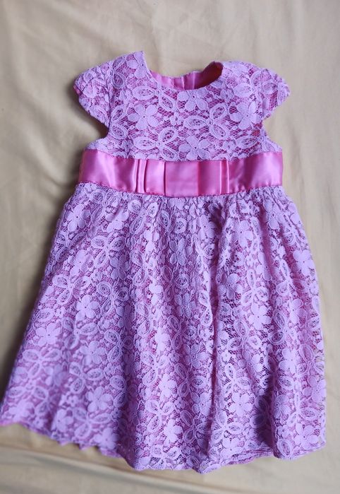 Sukienka elegancka roczek koronka różowa 86