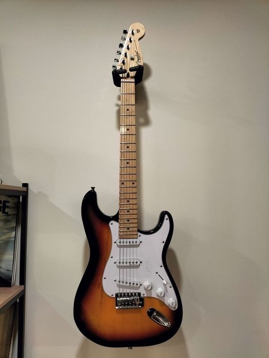 Guitarra strat partcaster c/pickups noisless