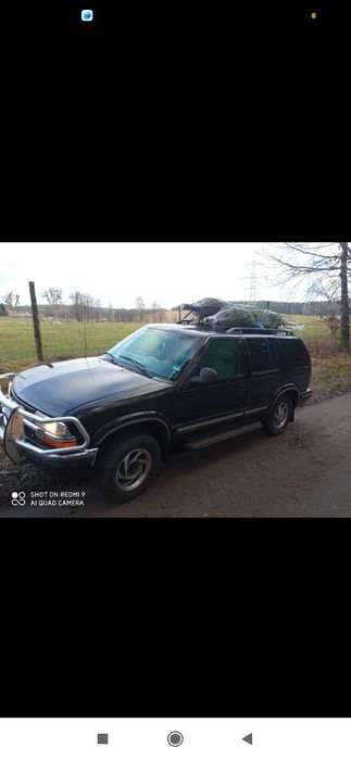 Chevrolet blazer ładny stan. Zamiana łódź motorowa lub inne.