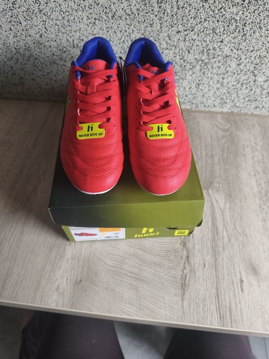 Korki nowe rozmiar 37