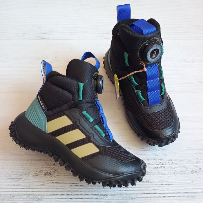 нові зимові черевики Adidas Fortatrail Boa Kids р28,29,30 довжина устілки по факту 18,19,19.5см
