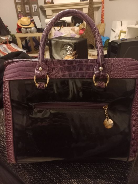 Mala pele de crocodilo