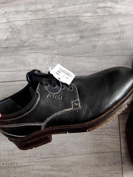 Czarne buty wizytowe AM Shoe Company rozmiar 41 Deichmann