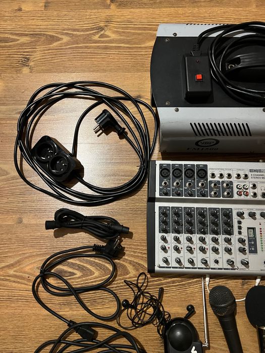 DJ zestaw - dymiarka, mikrofony, kable, inne