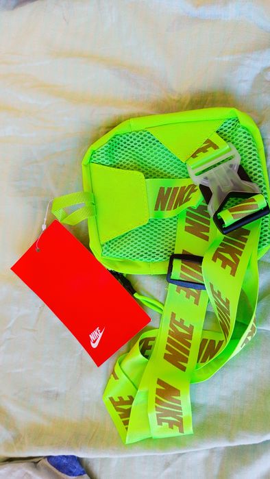 Torebka Nike neonowa