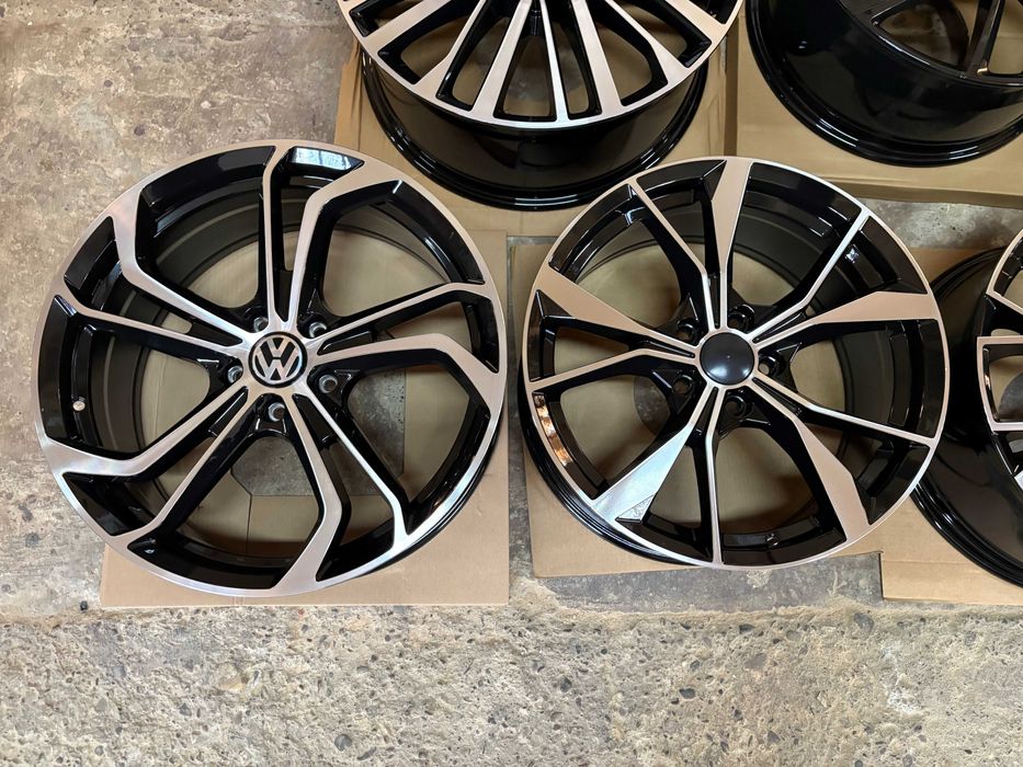 диски на Volkswagen |R19| ( одноширокі )