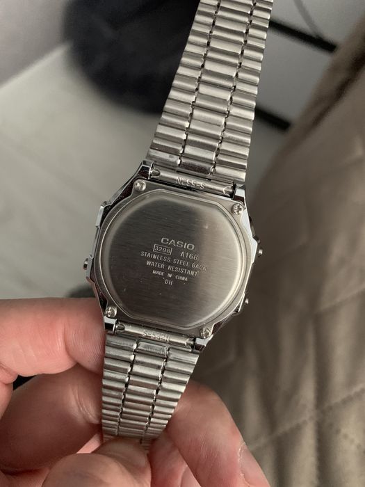 Продам Часы Casio A168