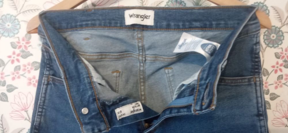 Jeansy WRANGLER 28/32