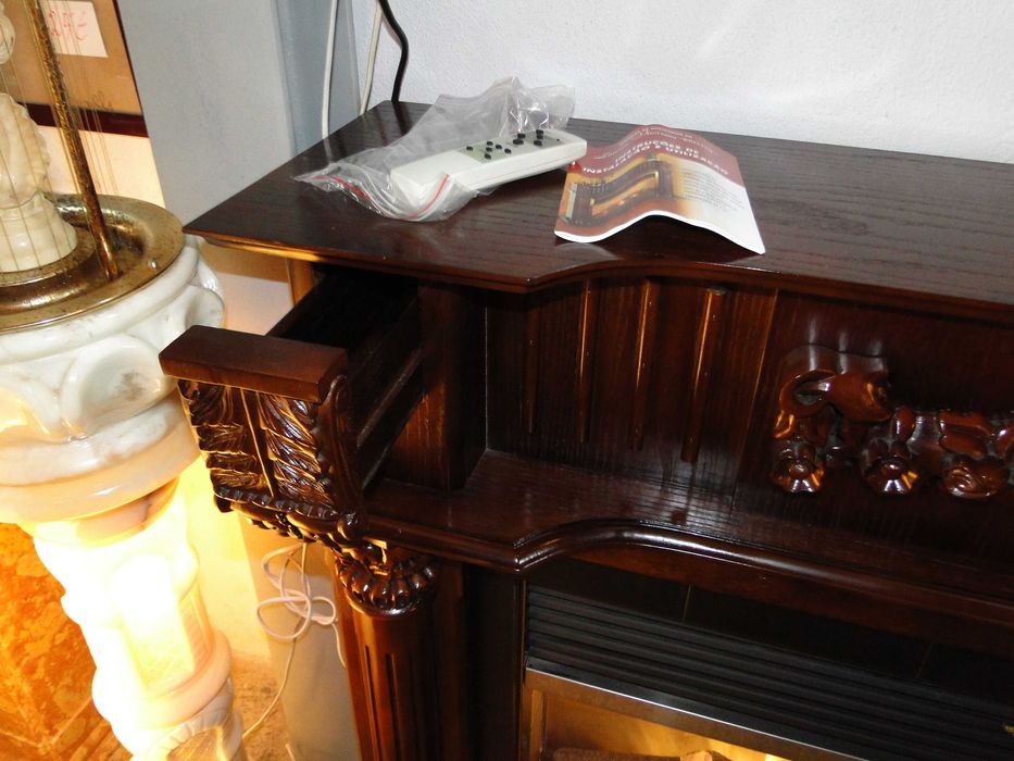 Aquecedor imitando uma lareira - Produz calor ou simplesmente faz o