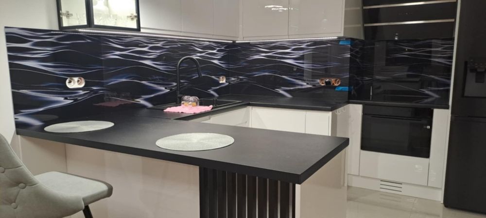 Panel szklany z grafiką OSTRZESZÓW lacobel lustro