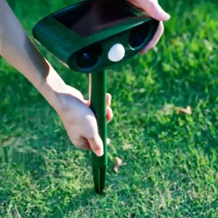 Відлякувач уличный отпугиватель собак, котов, лисиц, птиц и змей Texar