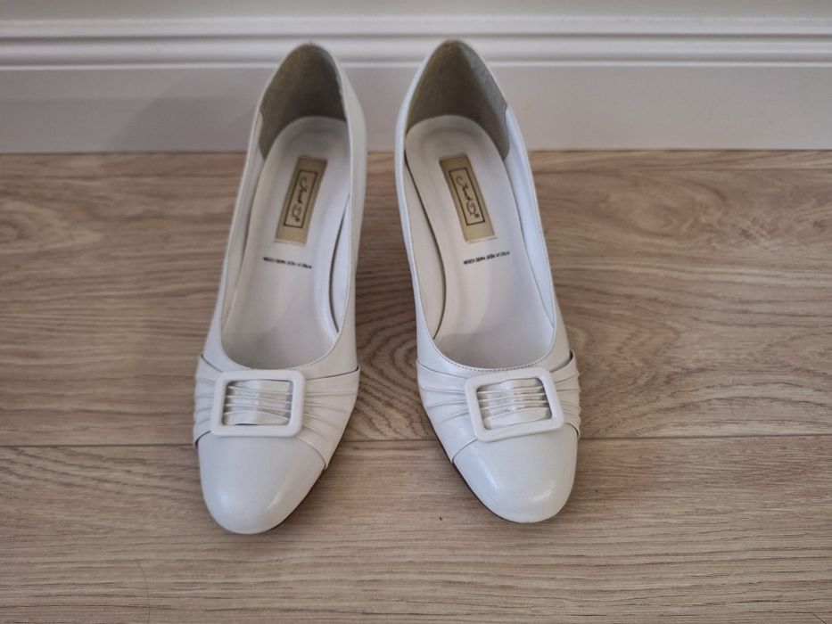 Buty szpilki czółenka białe skóra naturalna ślub