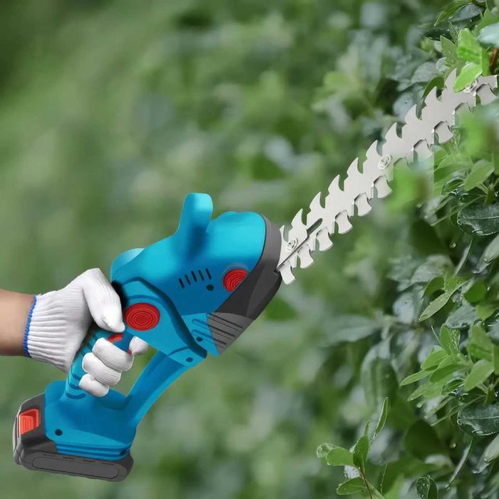 Кусторез, ножницы для ухода за садом с 2 АКБ 48В и 2 насадками в кейсе