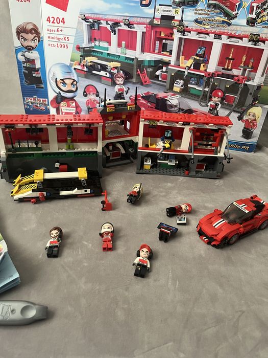 Конструктор Qman Mobile Pit Lane (модель 4204)