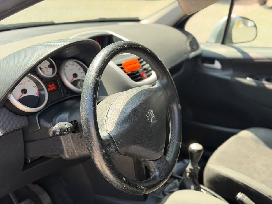 Peugeot 207 SW 1.4 gasolina