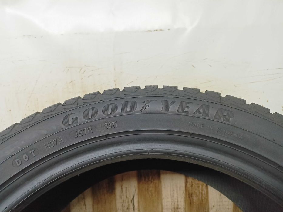 Goodyear Vector4Season 225/45/17 21r. 94V 6,5mm (5130)