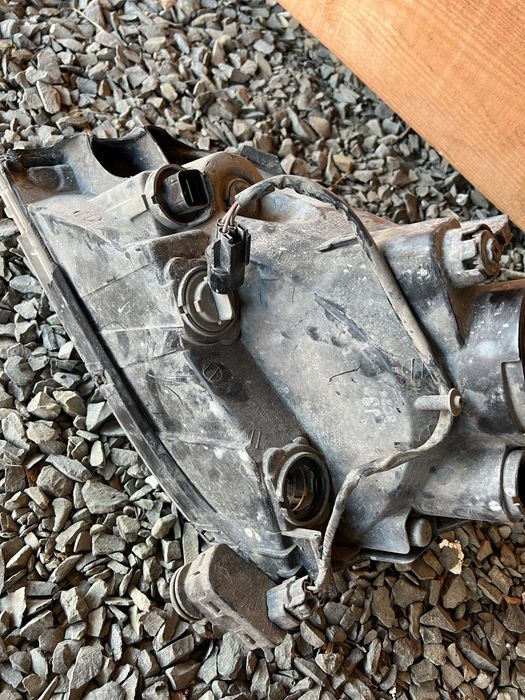 Фара Hundai Tucson 2010