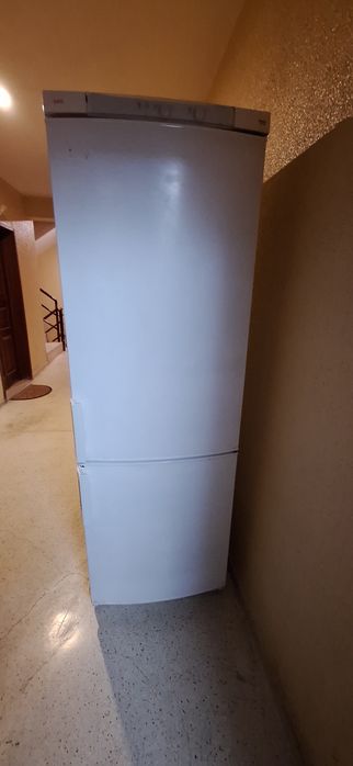 Frigorífico combinado aeg