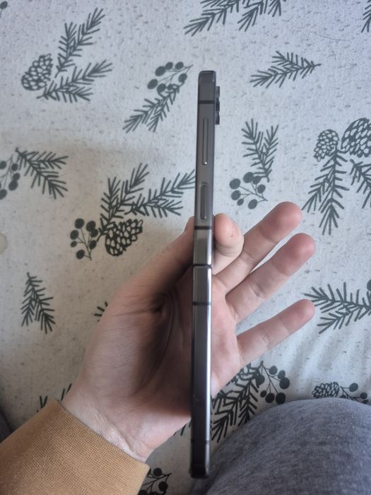 Samsung galaxy z flip5