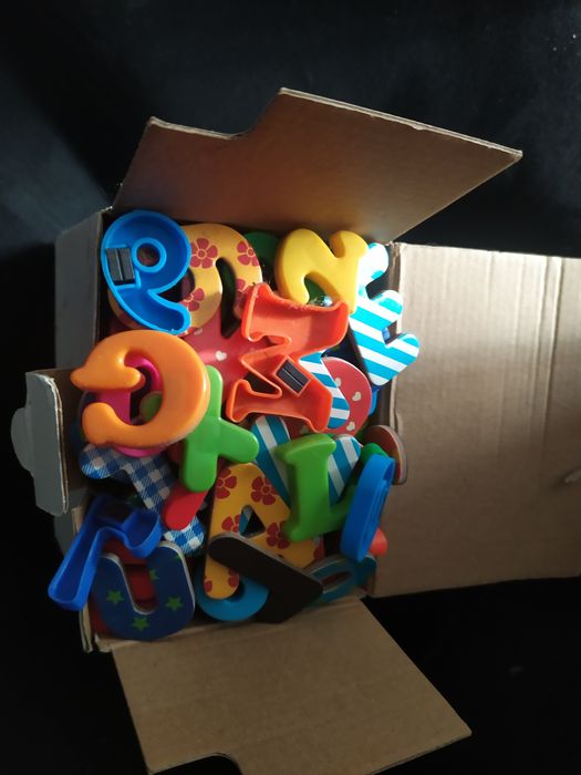 Literki i cyferki magnetyczne puzzle magnetyczne