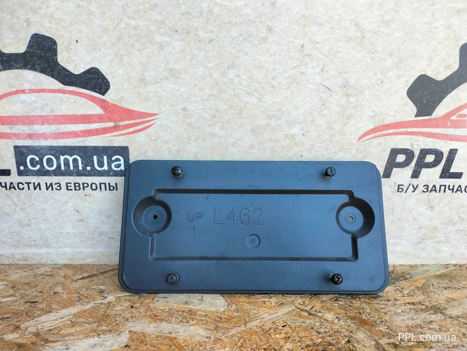 Land Rover Discovery L462 2017- подставка площадка номерного знака